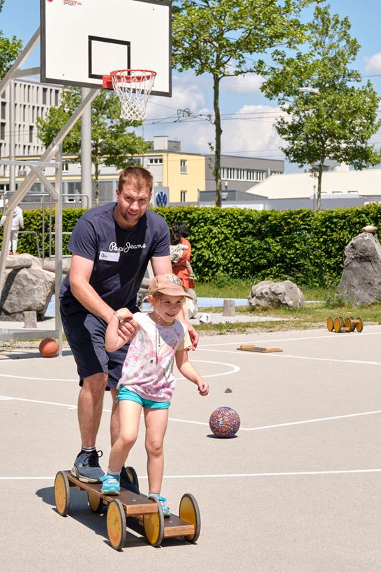 61 20250517 PLAYGROUNDS 221 61 20250517 PLAYGROUNDS 221