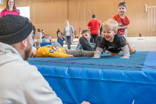 E Halle Wos Fägt 11 E Halle Wos Fägt 11