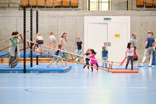 44 20250517 PLAYGROUNDS 255 44 20250517 PLAYGROUNDS 255